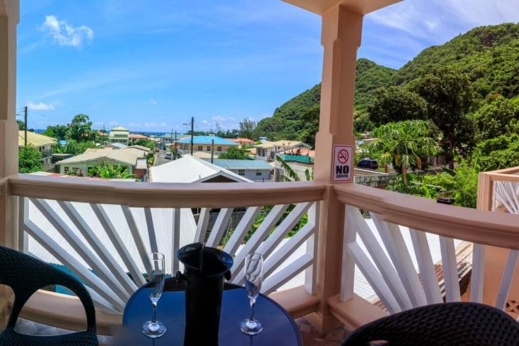 Maggie'S Inn Soufrière Exteriör bild
