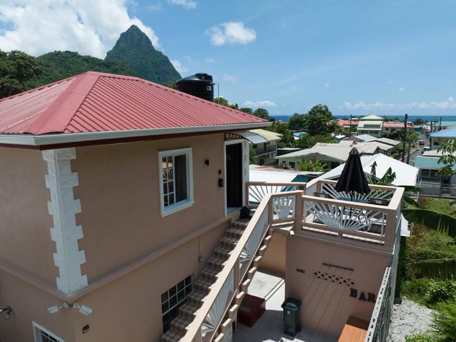 Maggie'S Inn Soufrière Exteriör bild